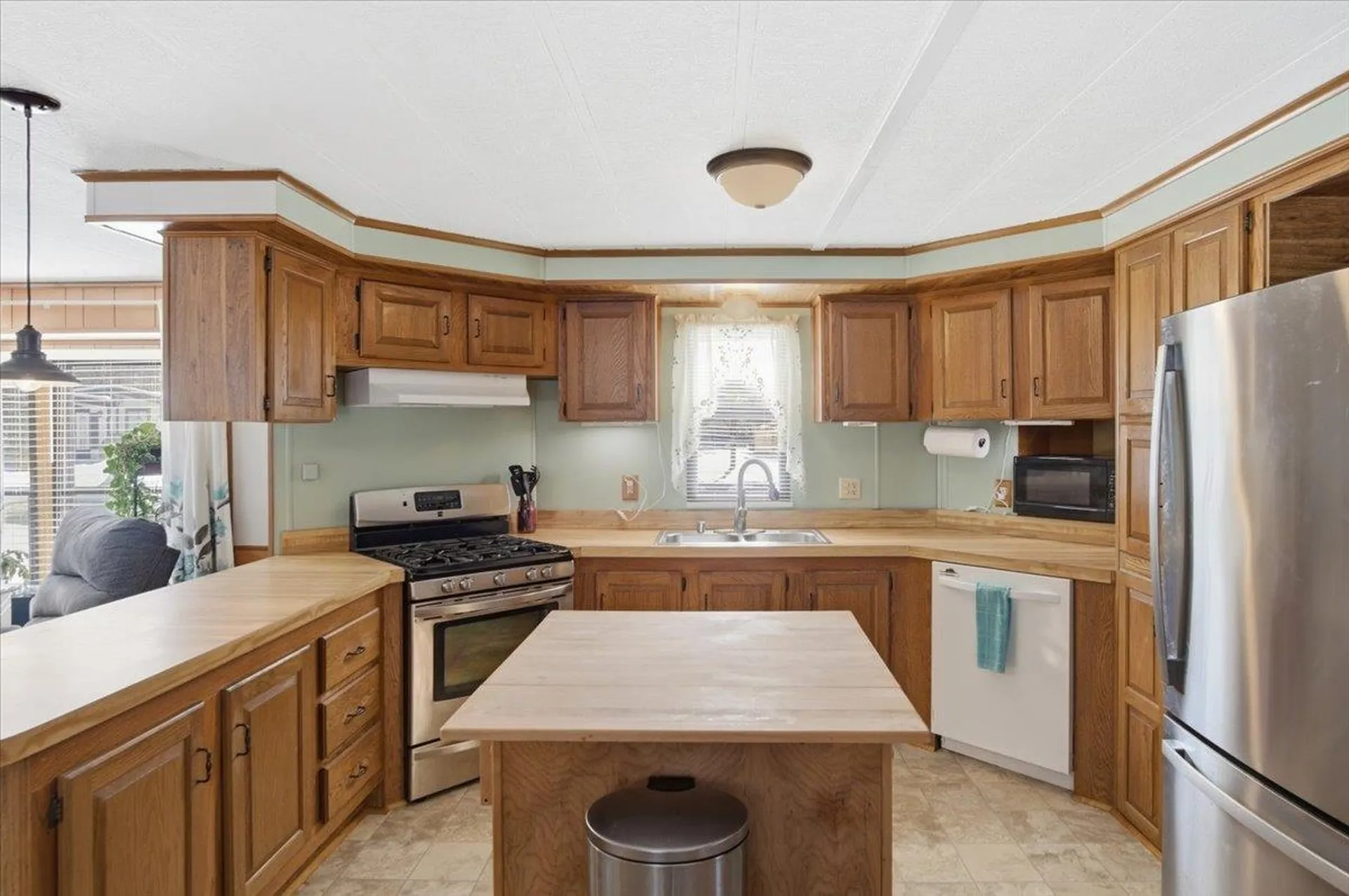 838 Middlewood Road Williston VT 05495