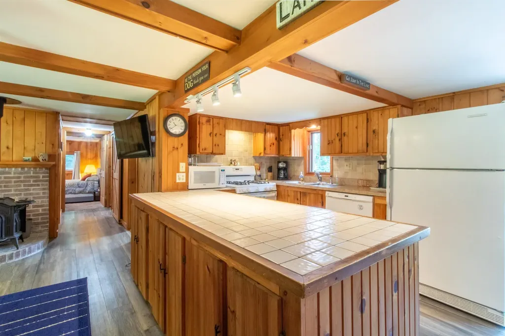 440 Stone Shore Road Glover VT 05830