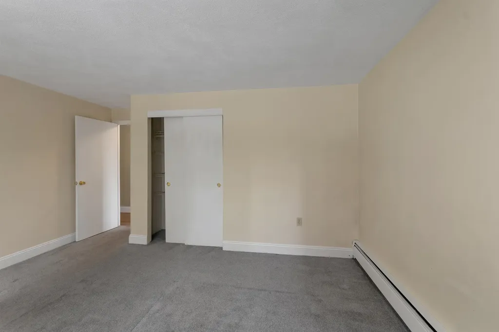 31 Andrew Street Manchester NH 03104