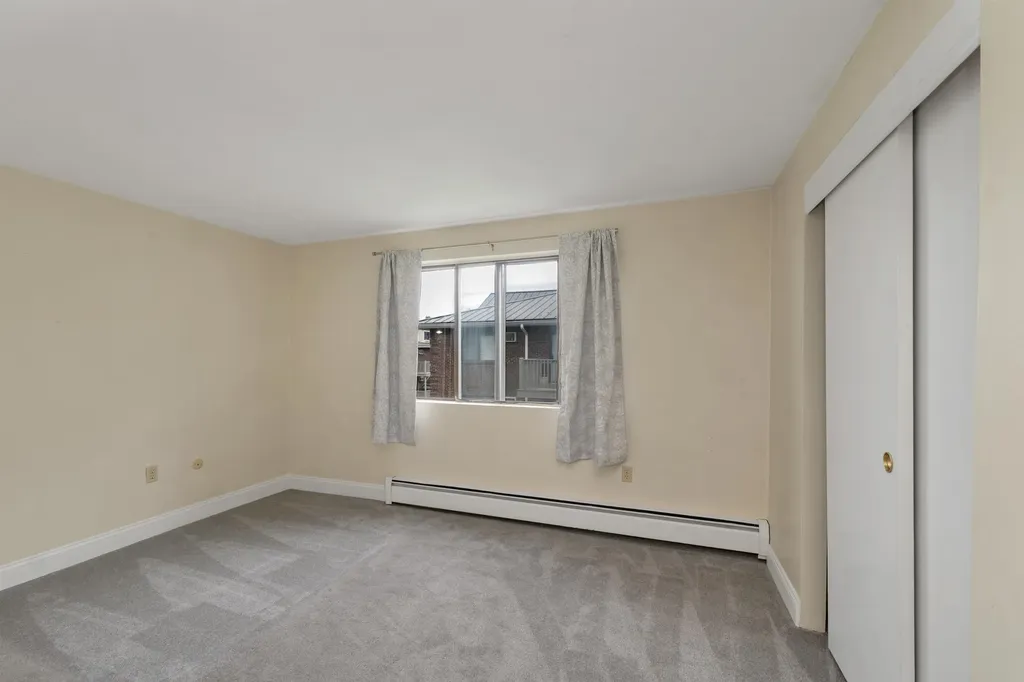31 Andrew Street Manchester NH 03104