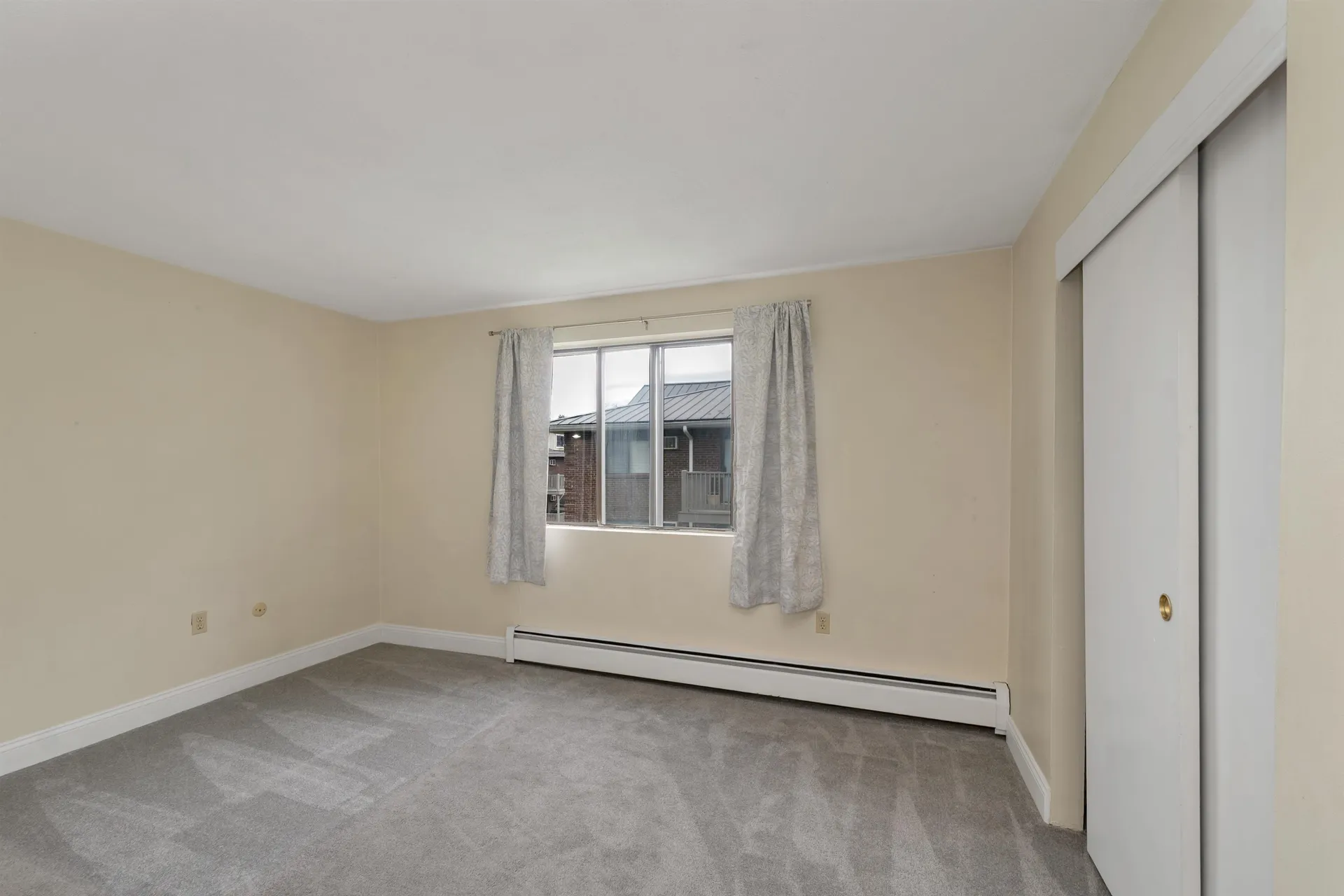 31 Andrew Street Manchester NH 03104