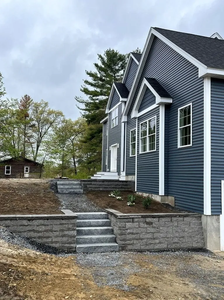 8 Wiley Hill Road Londonderry NH 03053