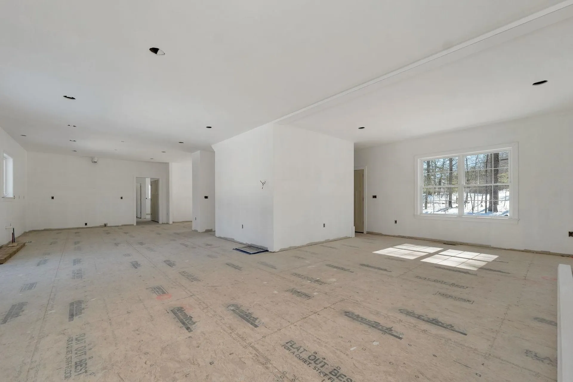 8 Wiley Hill Road Londonderry NH 03053