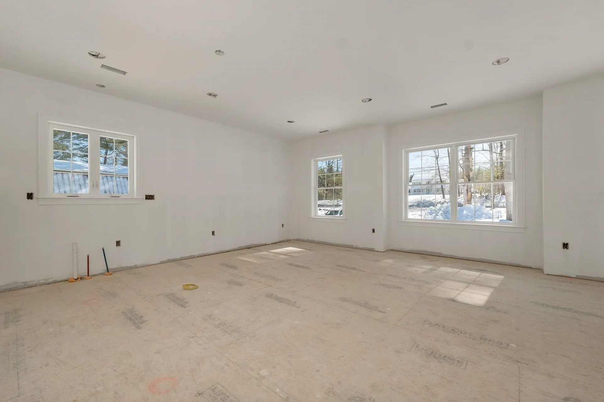 8 Wiley Hill Road Londonderry NH 03053