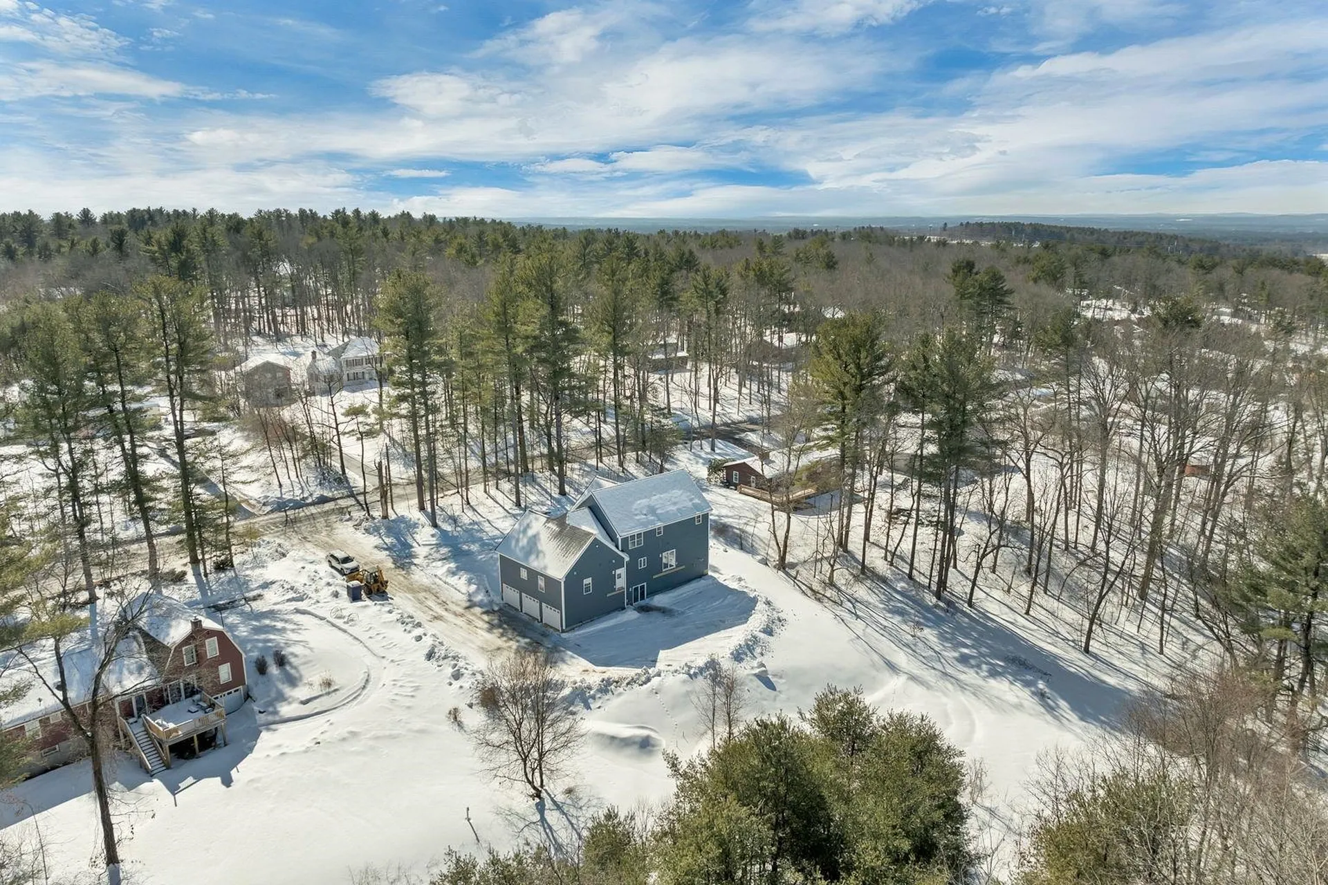 8 Wiley Hill Road Londonderry NH 03053