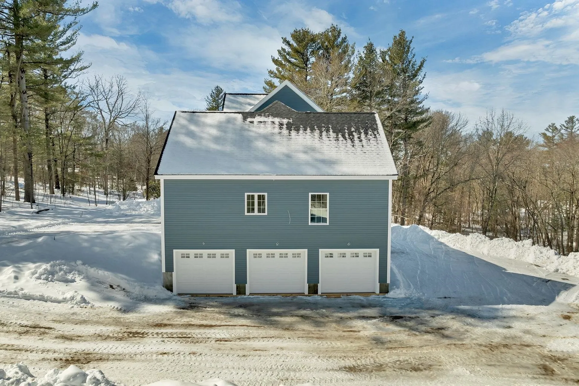 8 Wiley Hill Road Londonderry NH 03053