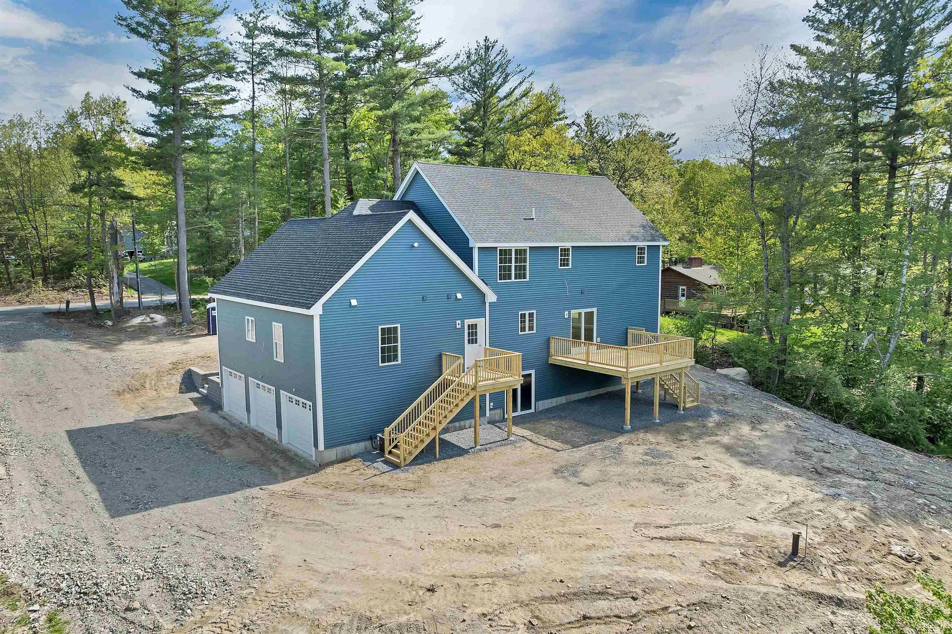 8 Wiley Hill Road Londonderry NH 03053