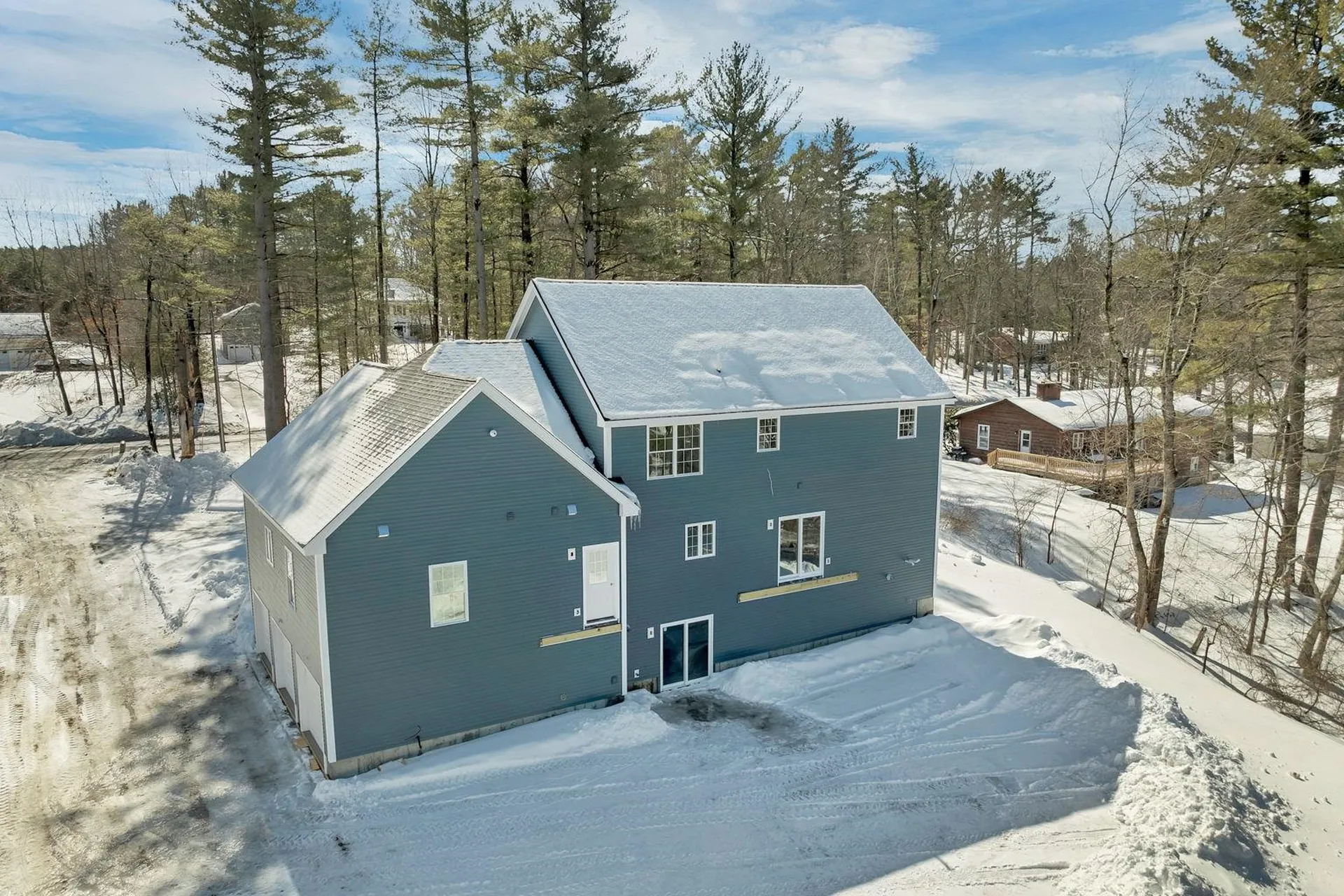 8 Wiley Hill Road Londonderry NH 03053