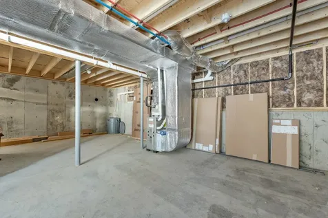 8 Wiley Hill Road Londonderry NH 03053