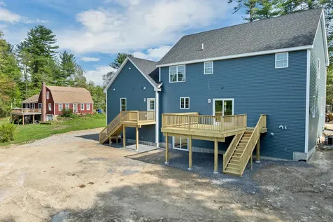 8 Wiley Hill Road Londonderry NH 03053