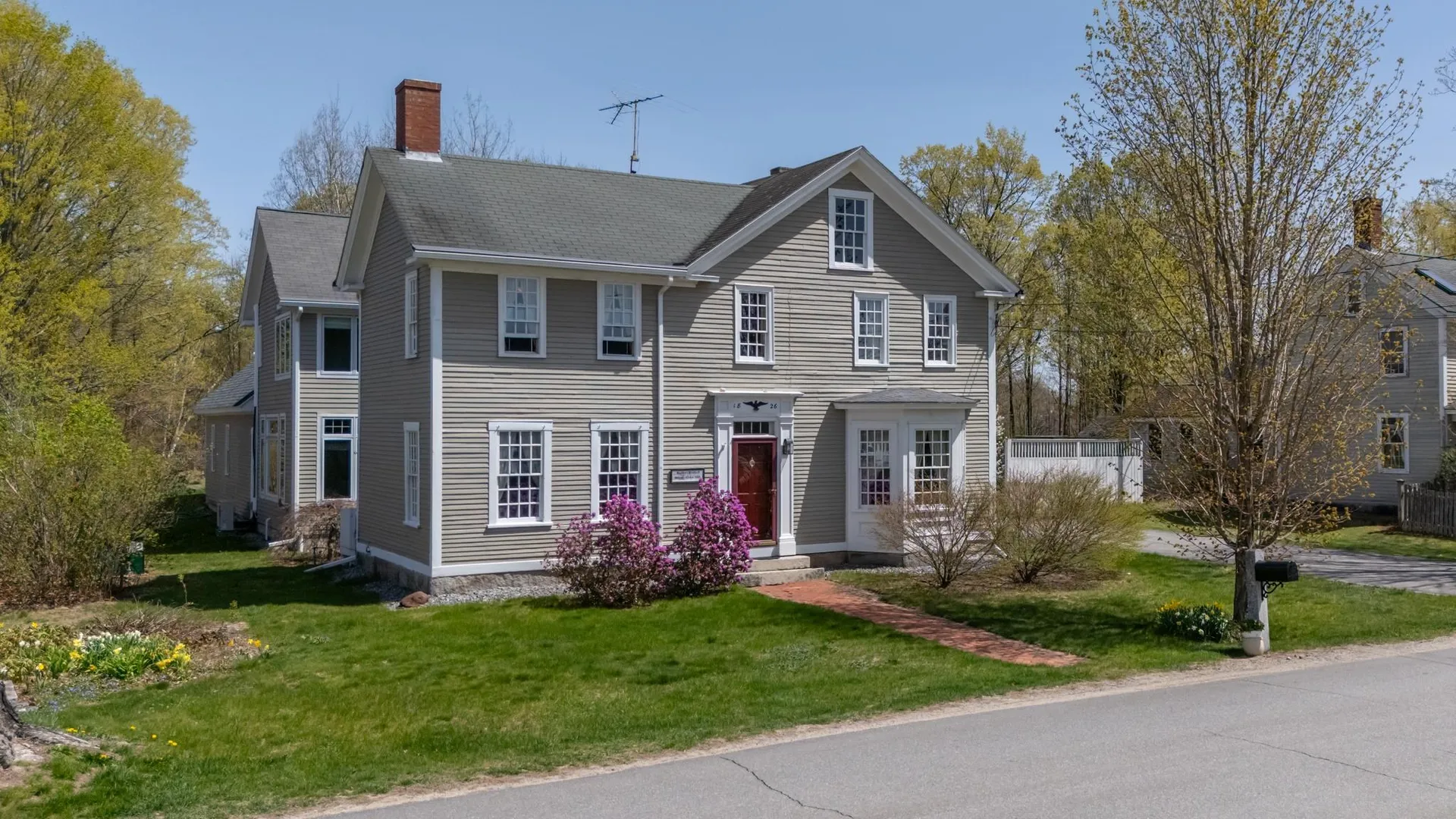 1003 School Street Dunbarton NH 03046