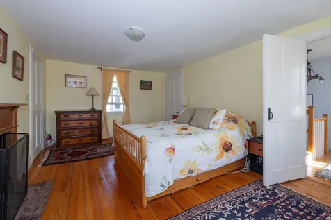 1003 School Street Dunbarton NH 03046