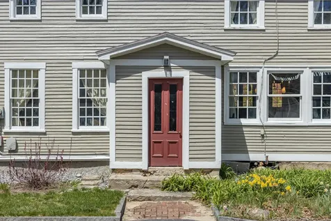 1003 School Street Dunbarton NH 03046