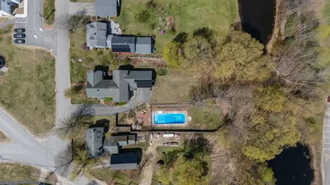 1003 School Street Dunbarton NH 03046