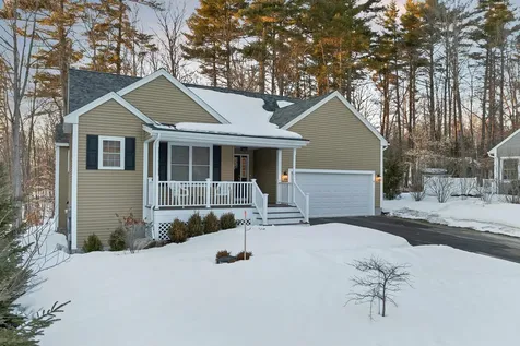 4 Mulberry Court Wolfeboro NH 03894