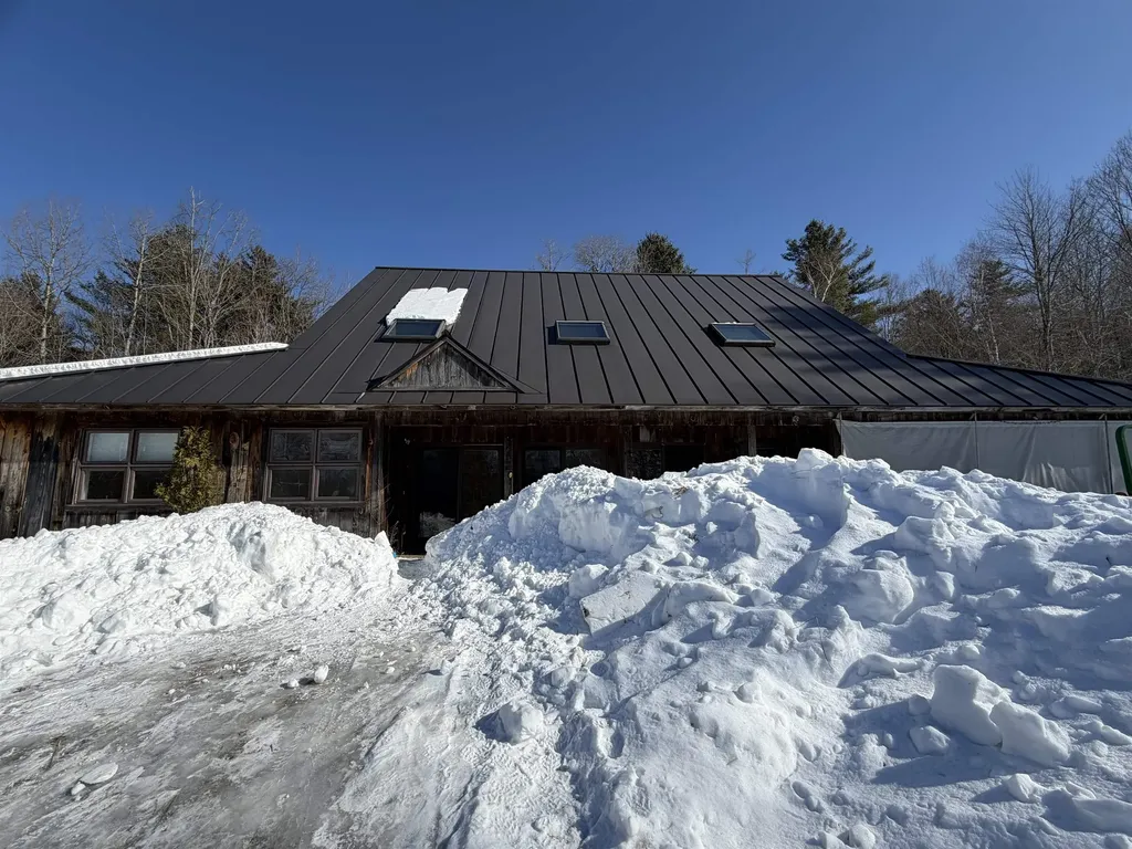 116 Smith Pond Road Enfield NH 03748