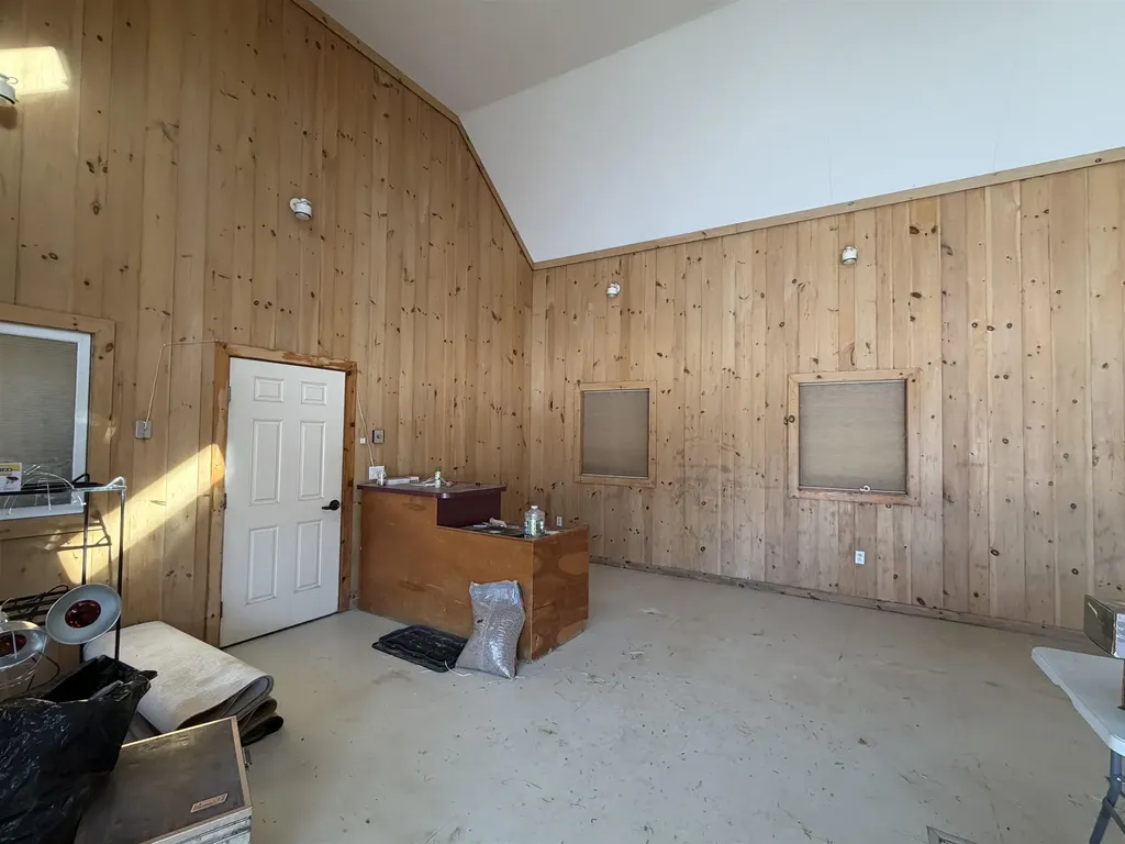 116 Smith Pond Road Enfield NH 03748