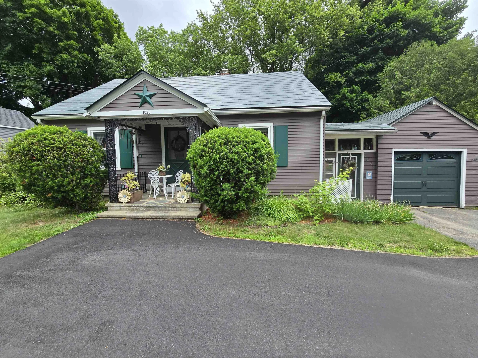 Laconia NH, 1023 Main Street