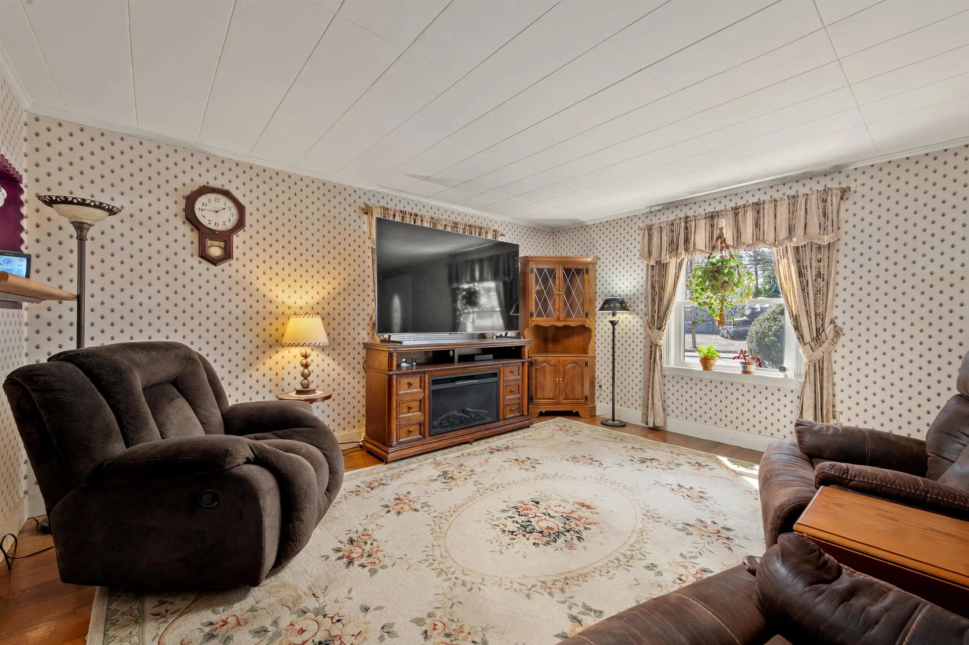 1023 Main Street Laconia NH 03246