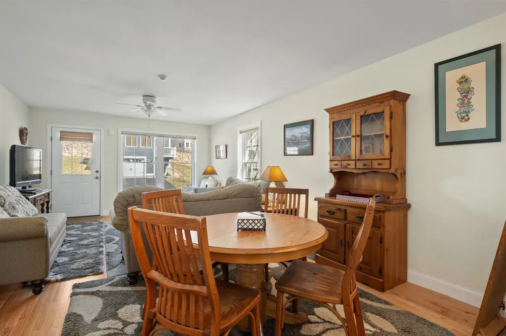 113 Memory Lane Laconia NH 03246