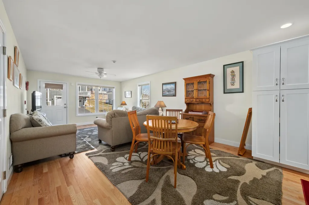 113 Memory Lane Laconia NH 03246