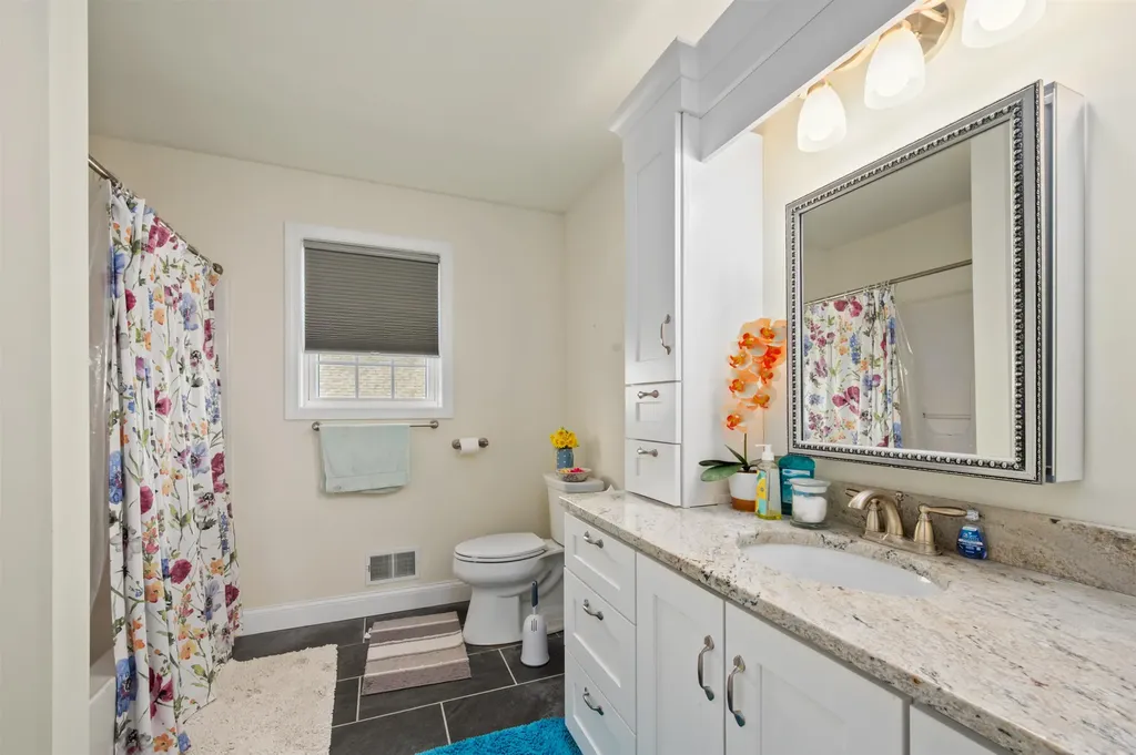 113 Memory Lane Laconia NH 03246