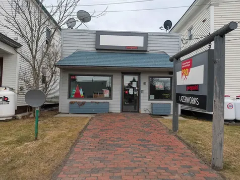 11 Bridge Street Colebrook NH 03576