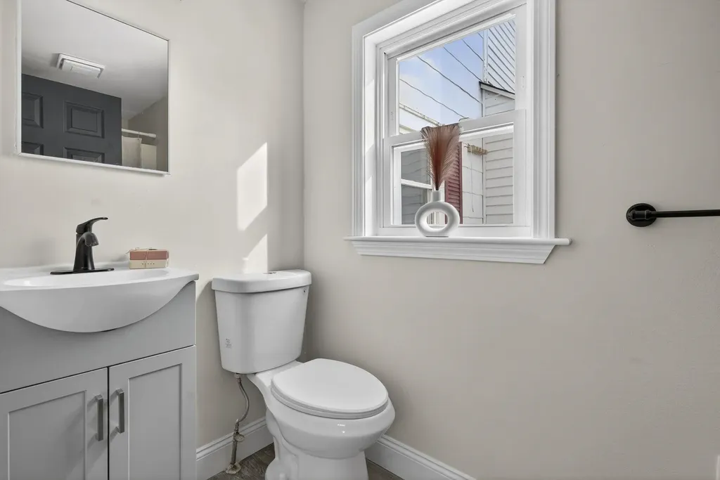 48 Jackson Street Laconia NH 03246