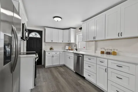 48 Jackson Street Laconia NH 03246