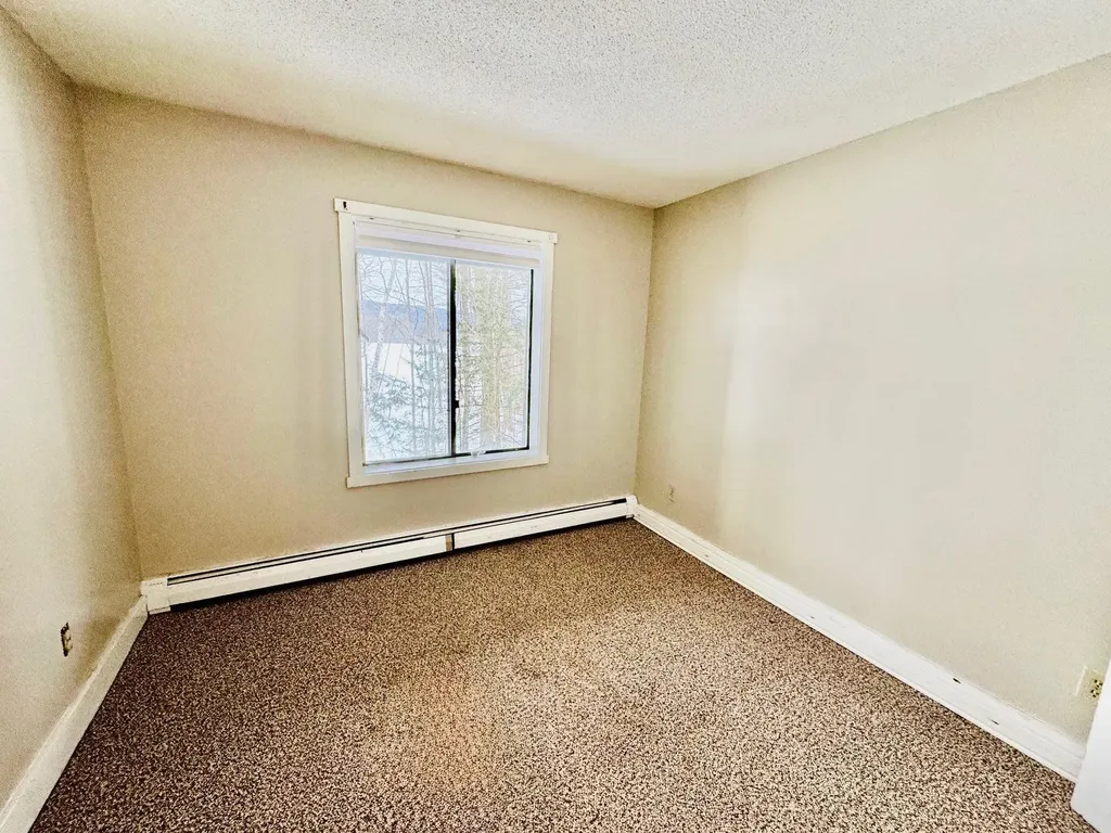 445 Old Quechee Road Hartford VT 05059