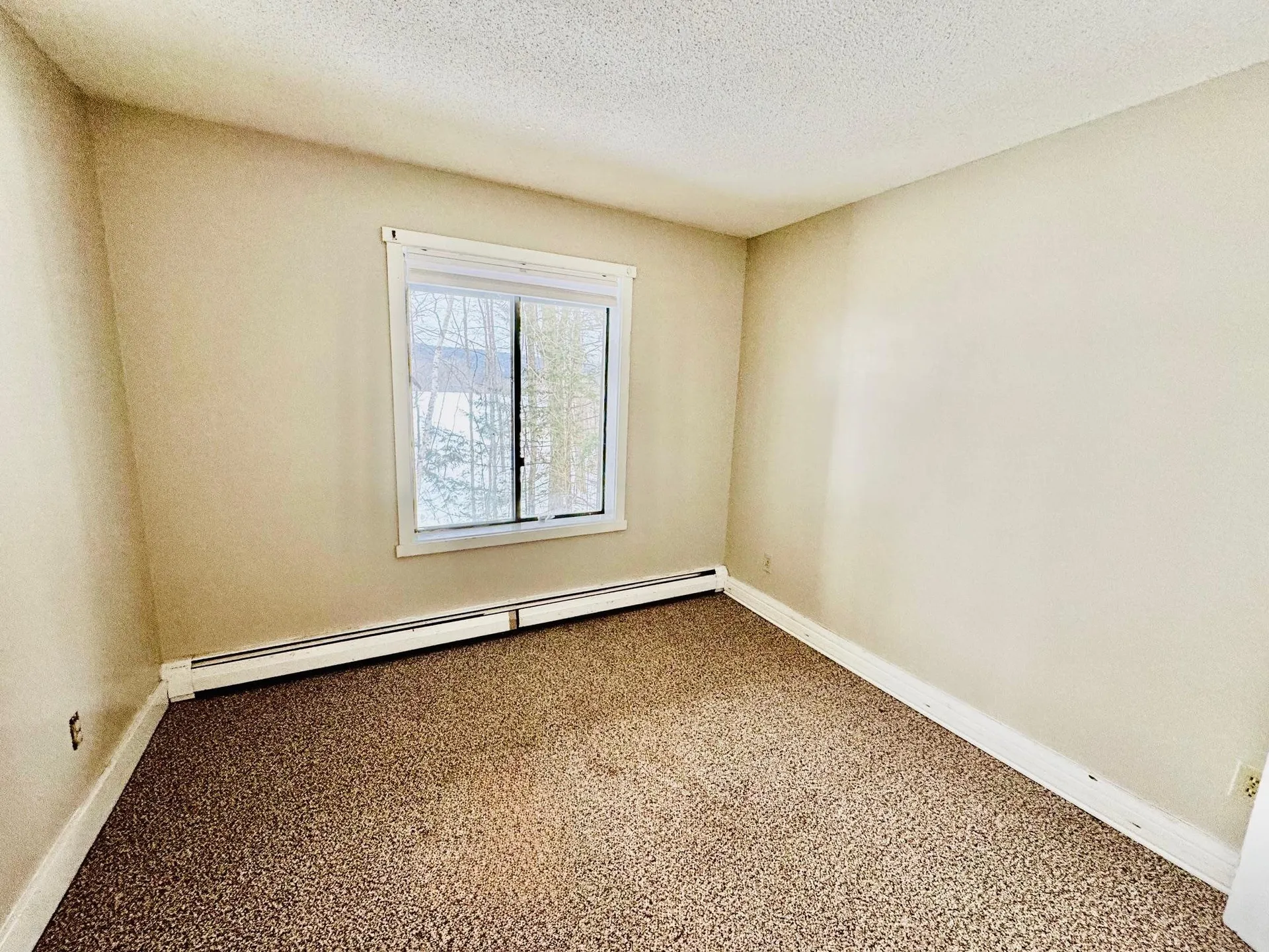 445 Old Quechee Road Hartford VT 05059