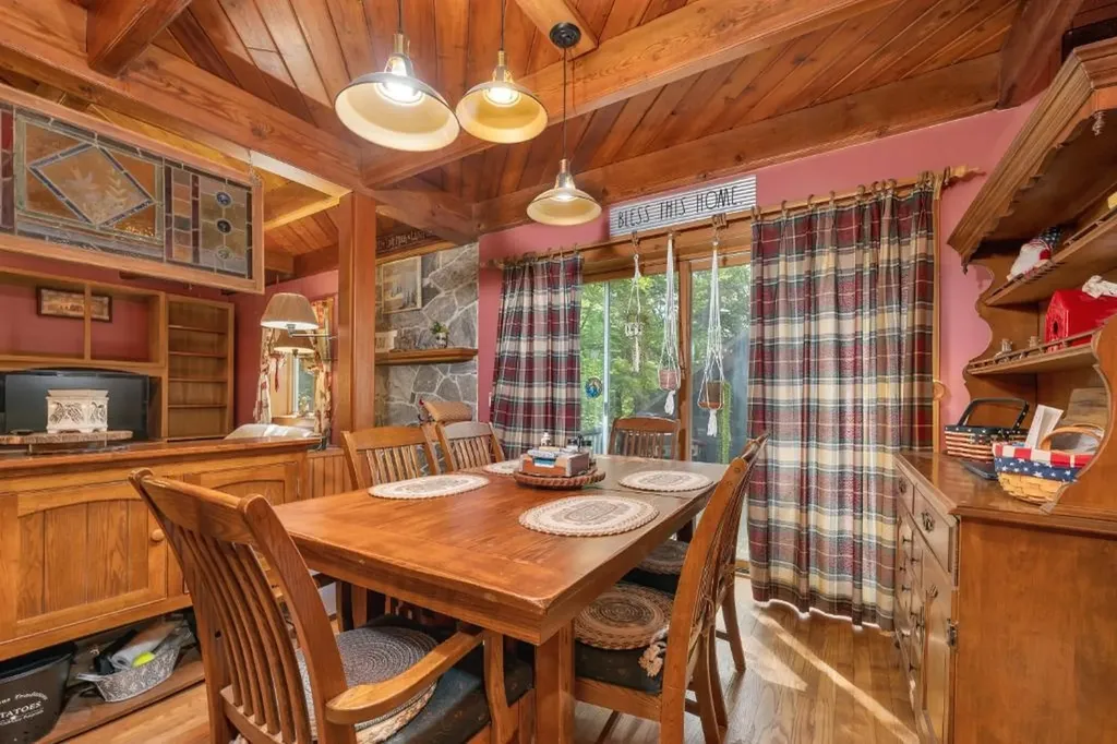11 Bonney Shores Road Meredith NH 03253