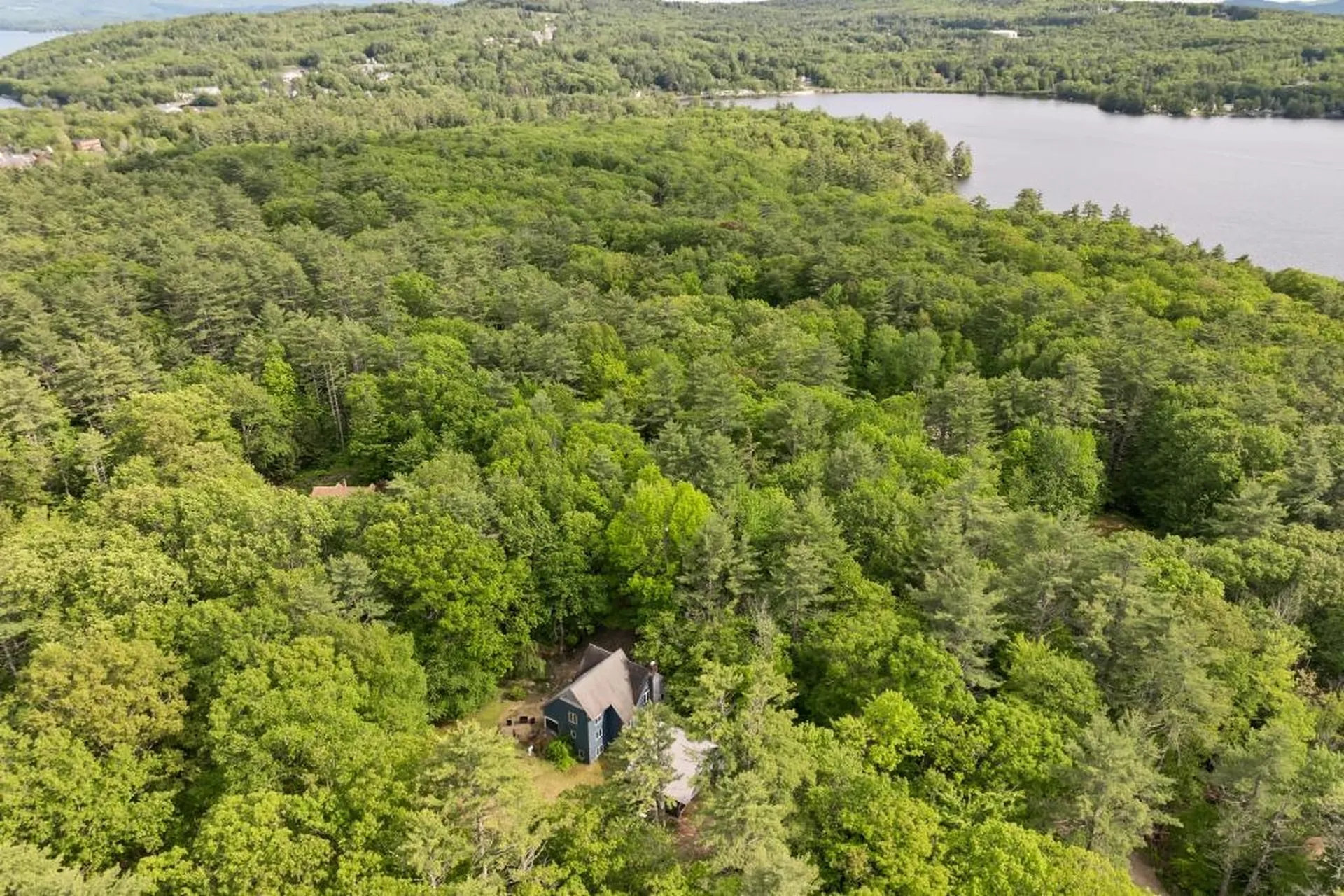 11 Bonney Shores Road Meredith NH 03253
