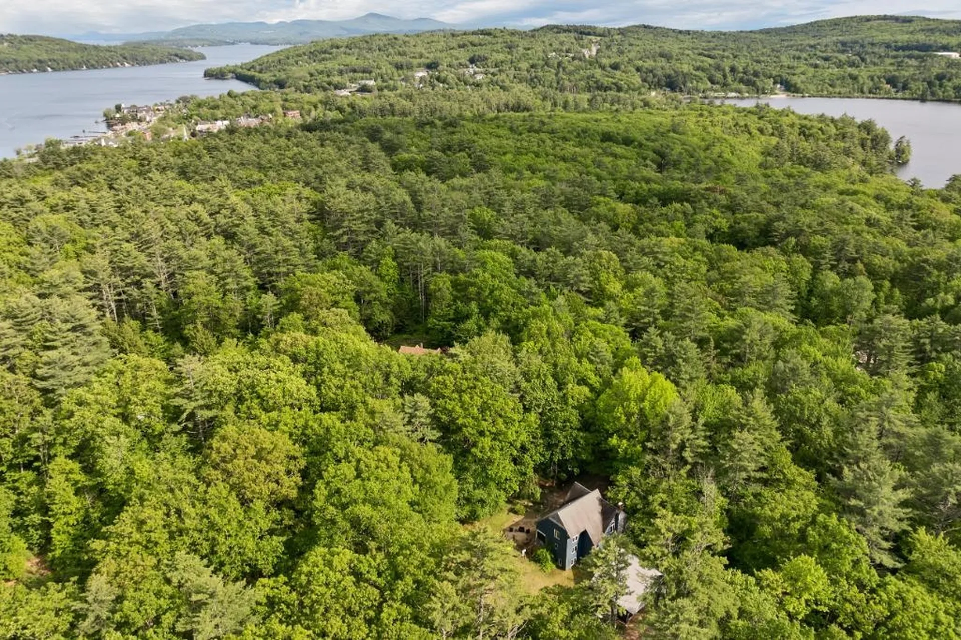 11 Bonney Shores Road Meredith NH 03253
