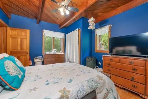 11 Bonney Shores Road Meredith NH 03253