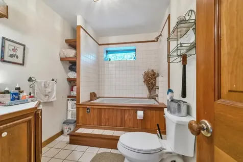 11 Bonney Shores Road Meredith NH 03253