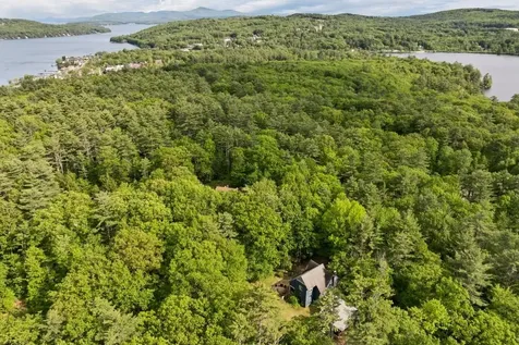 11 Bonney Shores Road Meredith NH 03253