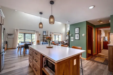 98 Gleason Farm Lane Jamaica VT 05343