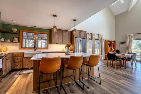 98 Gleason Farm Lane Jamaica VT 05343