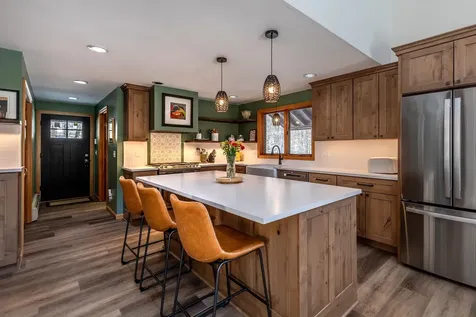 98 Gleason Farm Lane Jamaica VT 05343