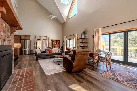 98 Gleason Farm Lane Jamaica VT 05343