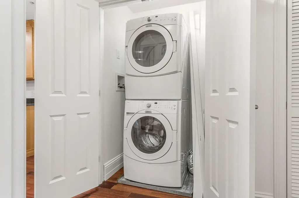 18 Congress Street Portsmouth NH 03801