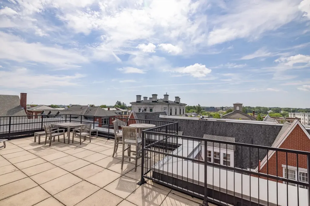 18 Congress Street Portsmouth NH 03801