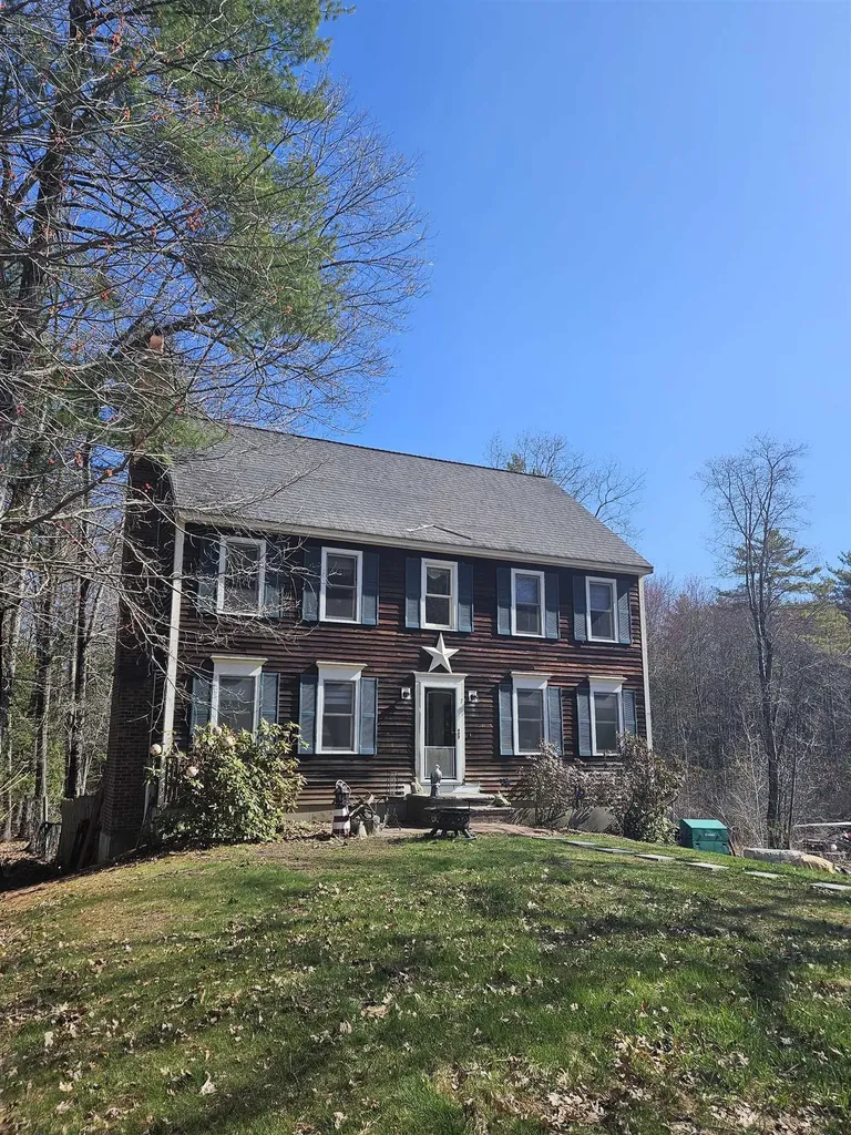 7 Chapman Way Exeter NH 03833