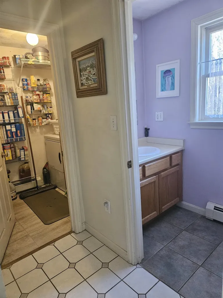 7 Chapman Way Exeter NH 03833