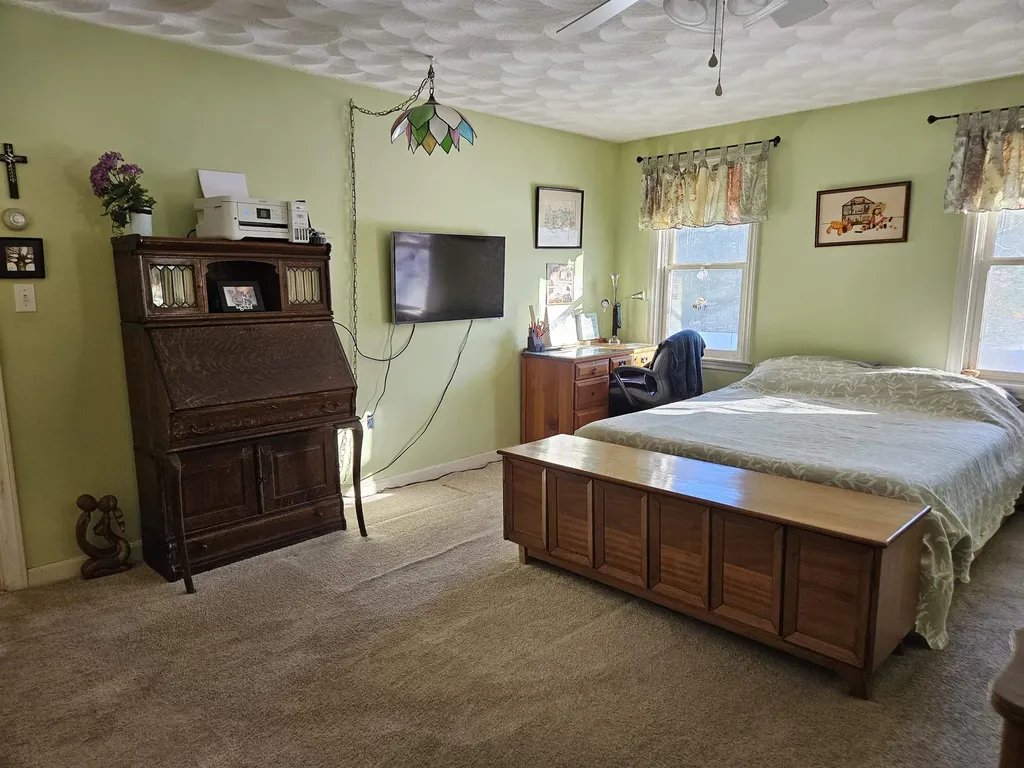 7 Chapman Way Exeter NH 03833