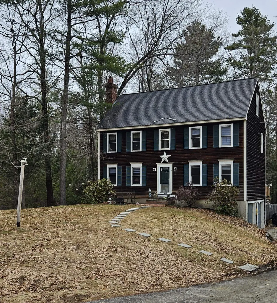 7 Chapman Way Exeter NH 03833