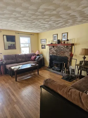 7 Chapman Way Exeter NH 03833