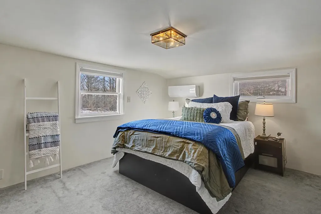 505 Middle Road Colchester VT 05446
