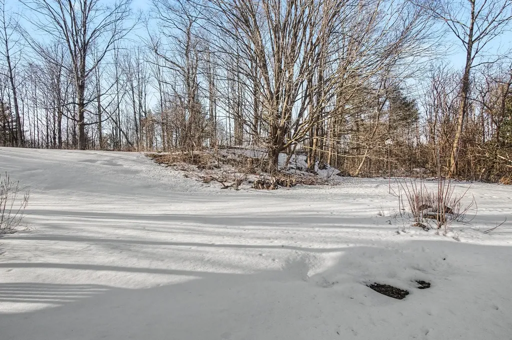 505 Middle Road Colchester VT 05446